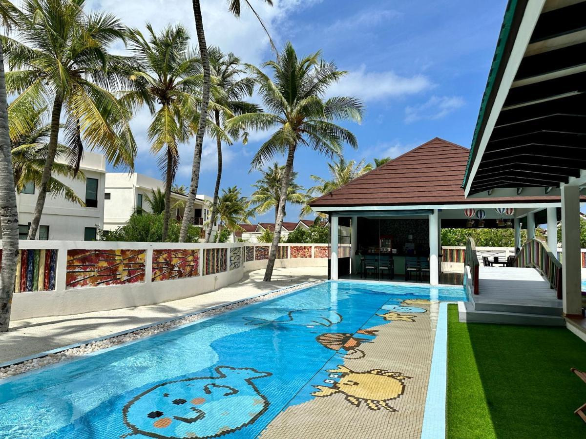 Oblu Xperience Ailafushi Hotel Мале Екстериор снимка