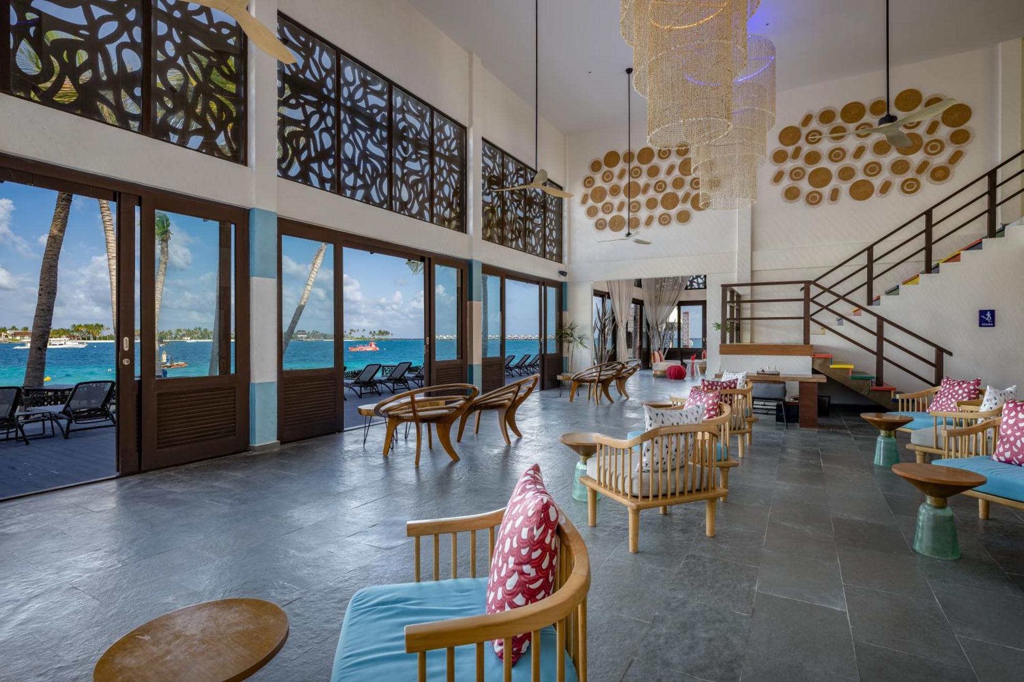 Oblu Xperience Ailafushi Hotel Мале Екстериор снимка